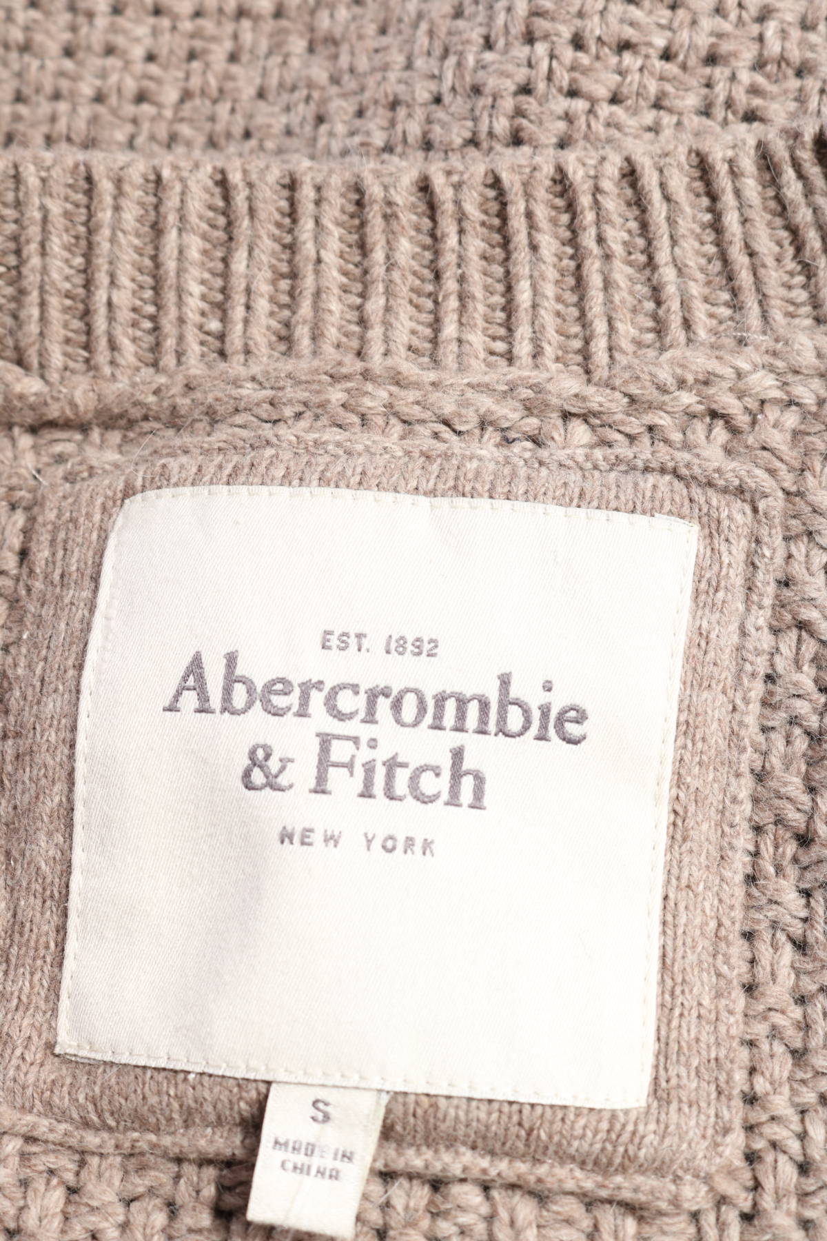 Жилетка ABERCROMBIE & FITCH3