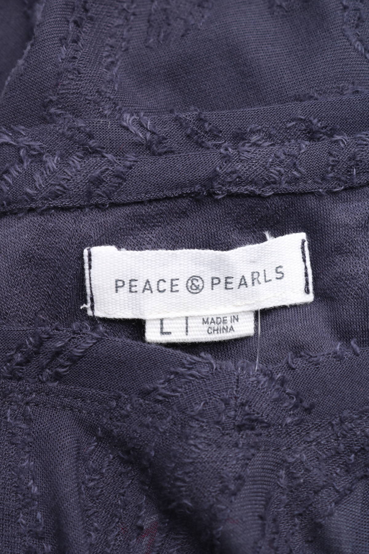 Тениска PEACE & PEARLS3