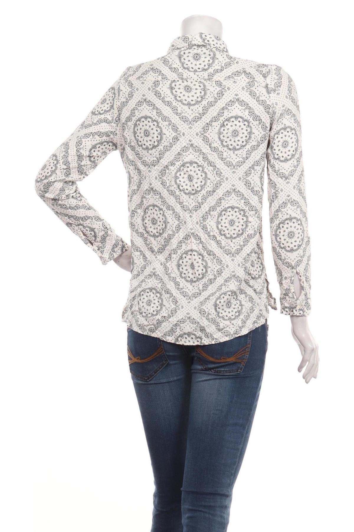 Риза H&M DIVIDED2