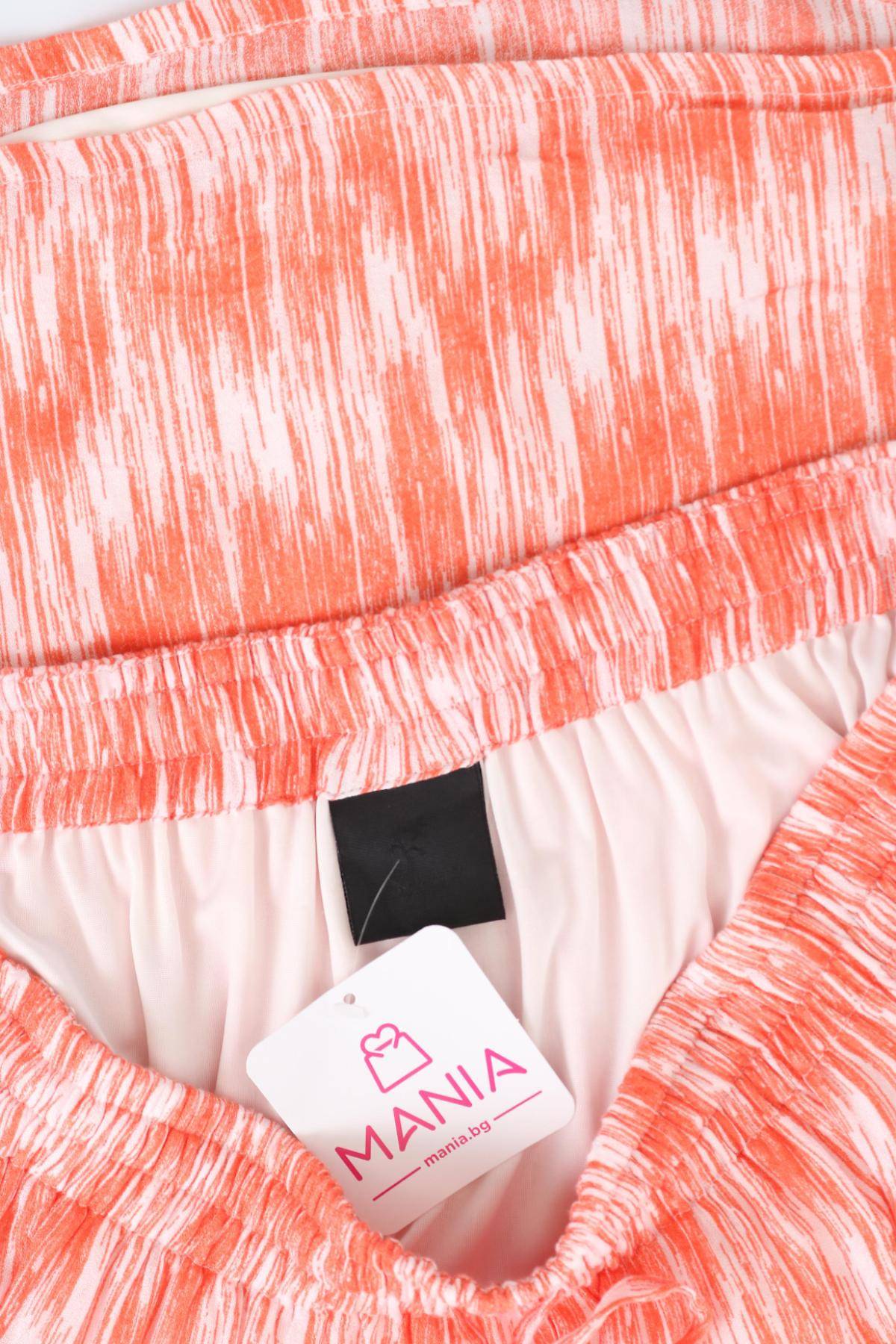 Пола BLACK LILY3