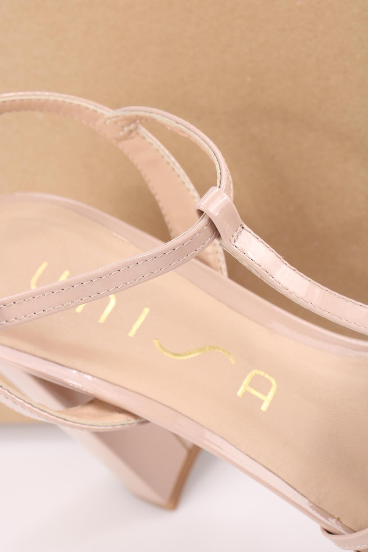 Сандали на ток UNISA4