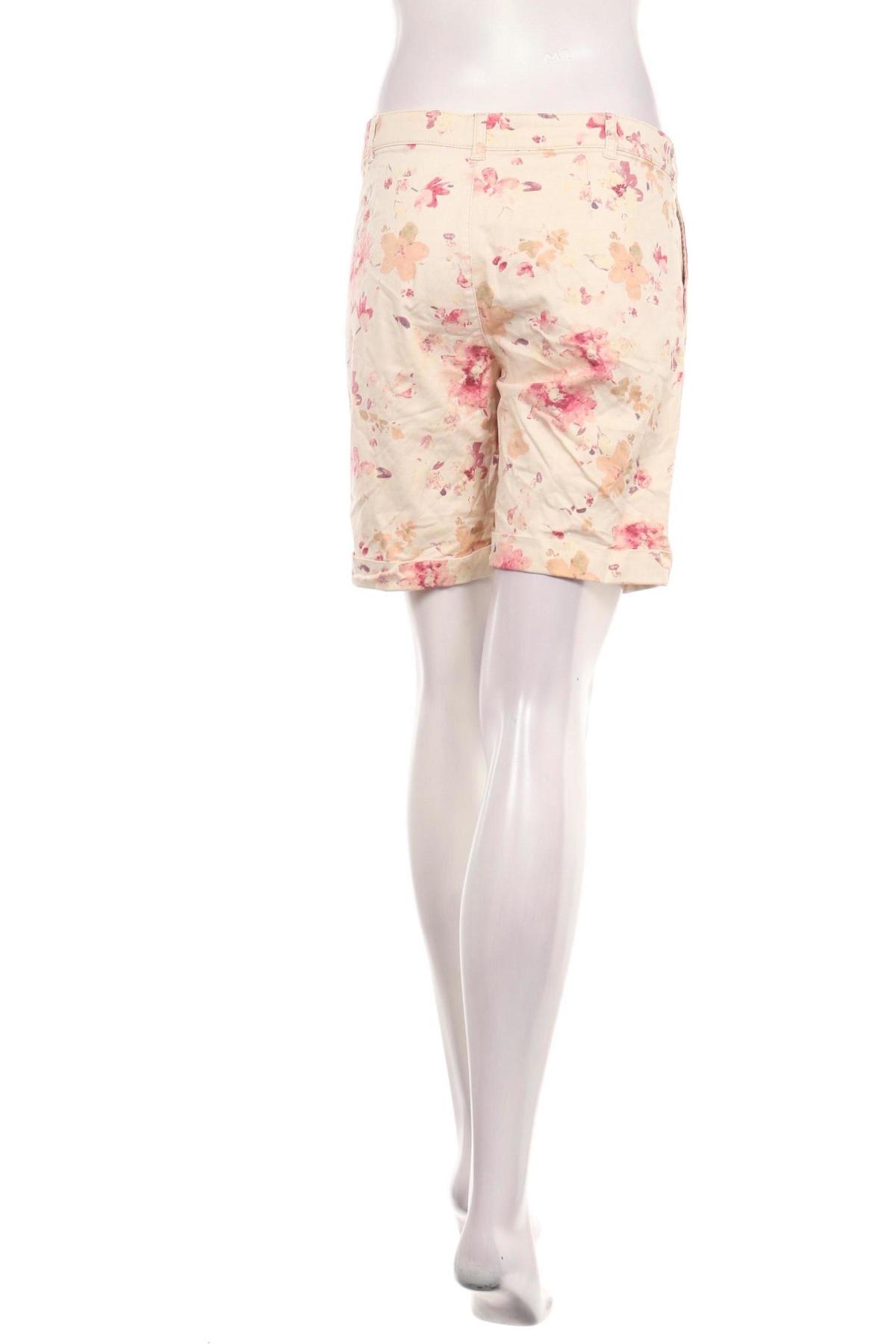 Къси панталони ANNE L.2