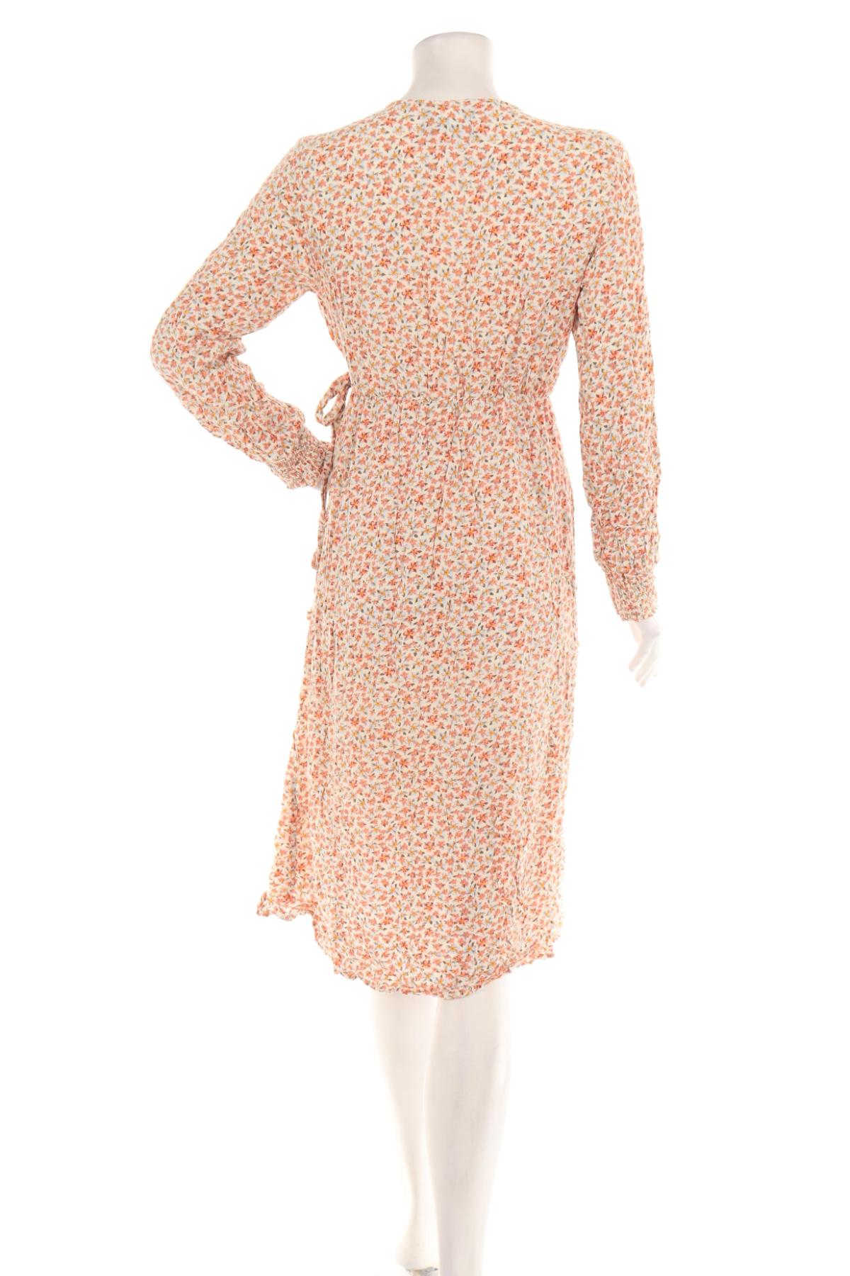 Ежедневна рокля PIECES2