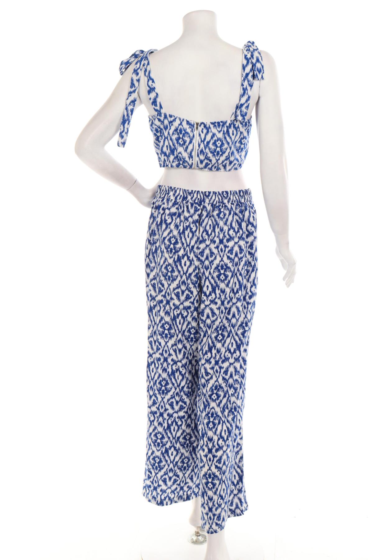 Костюм с панталон SHEIN2