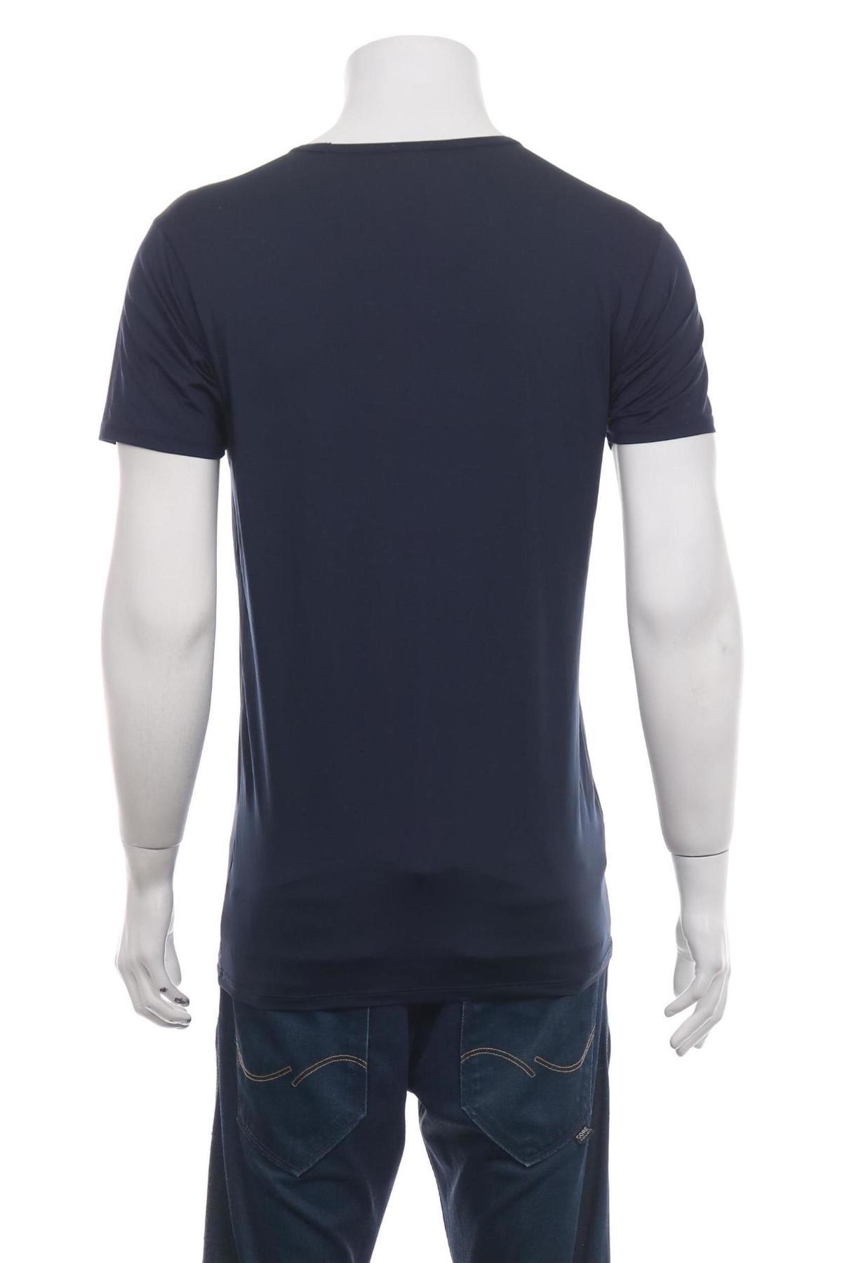 Спортна тениска UNIQLO2