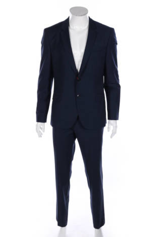 Костюм с панталон Hugo Boss - Mania Костюм с панталон Hugo Boss