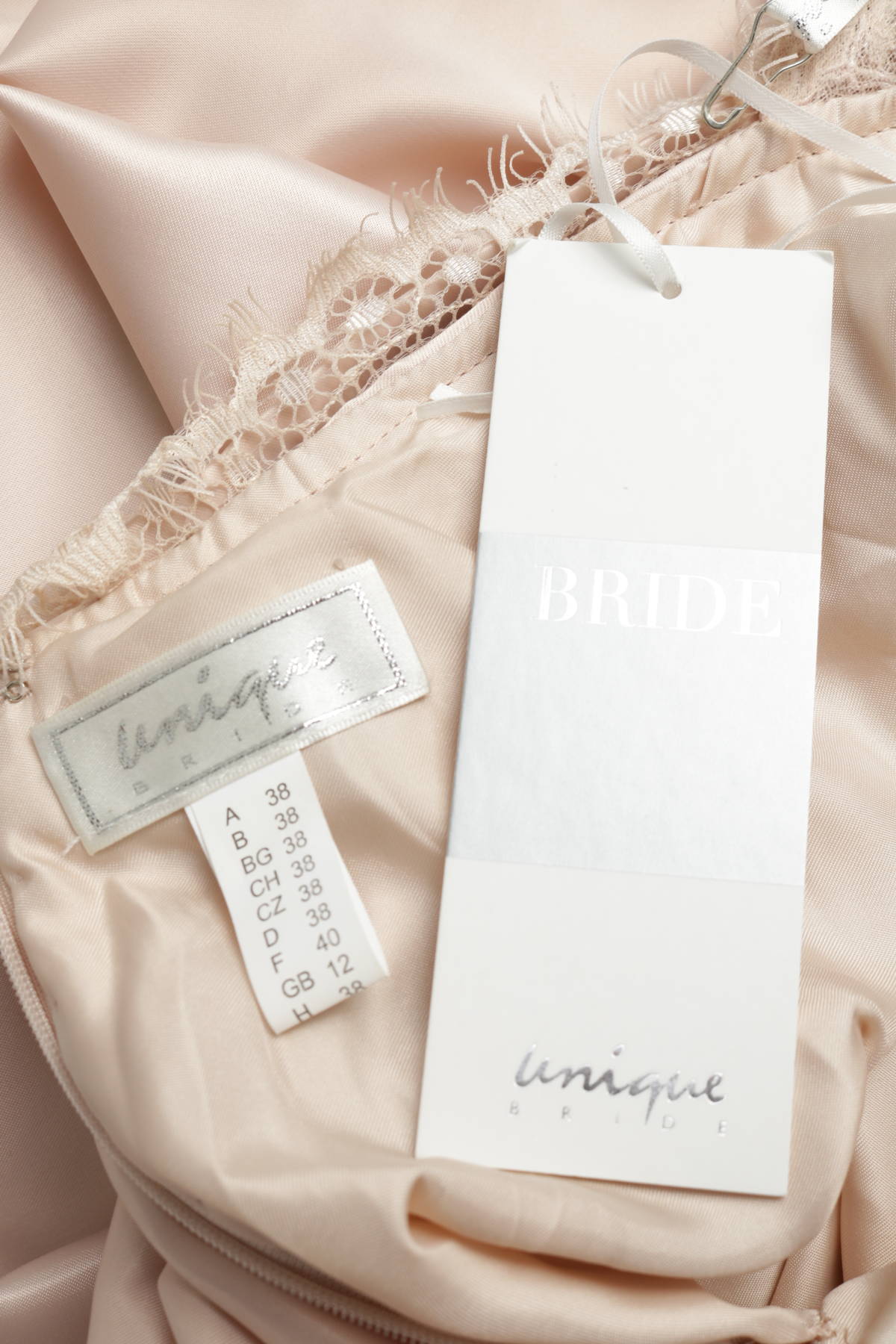 Бална рокля UNIQUE BRIDE3