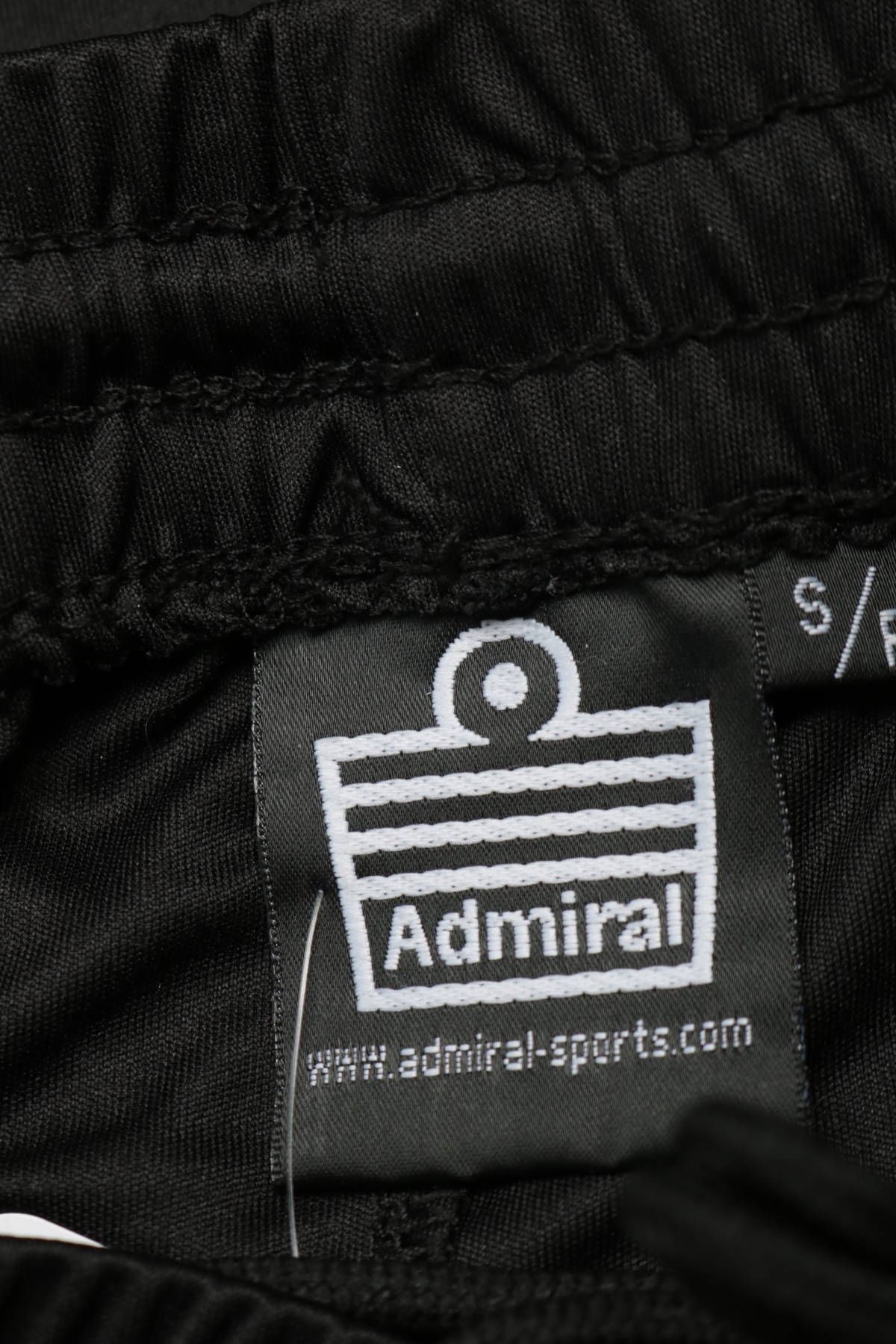 Спортни къси панталони ADMIRAL3