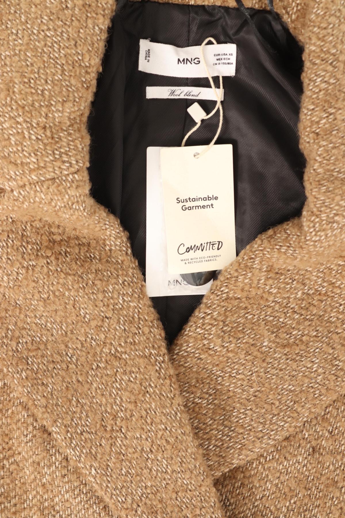 Зимно палто MANGO3