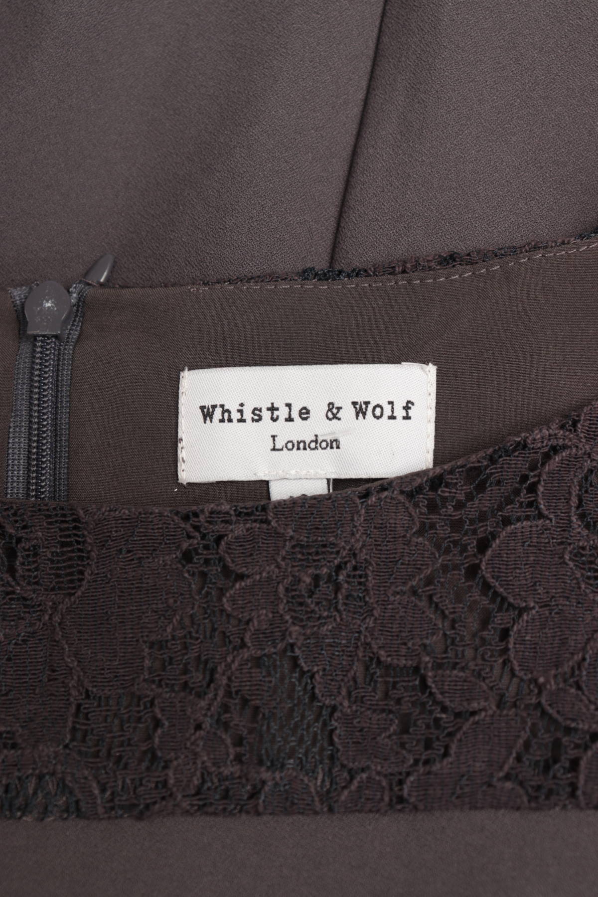 Официална рокля WHISTLE & WOLF3
