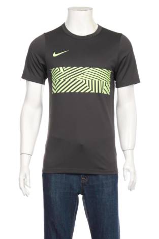 Спортна тениска NIKE - Mania Спортна тениска NIKE