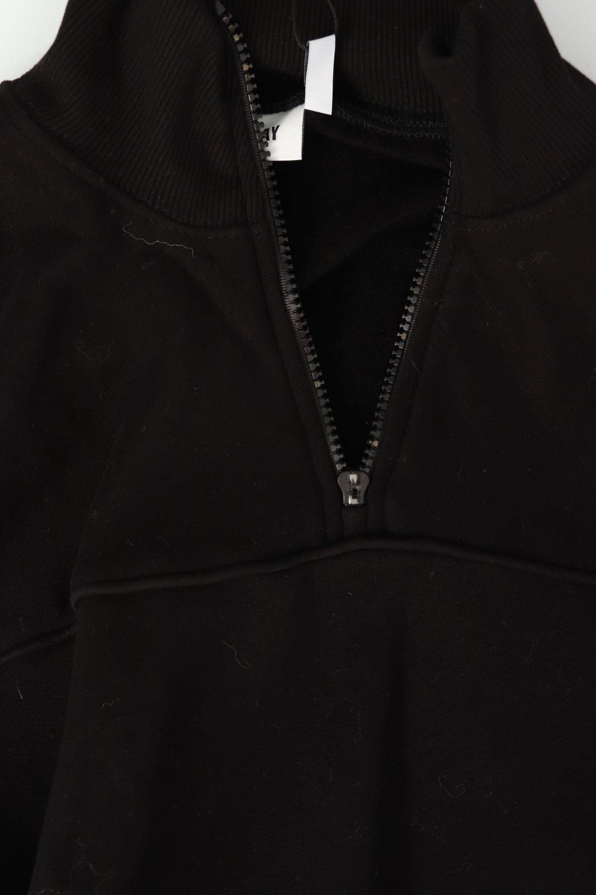 Блуза с поло яка WEEKDAY4