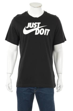 Спортна тениска NIKE - Mania Спортна тениска NIKE