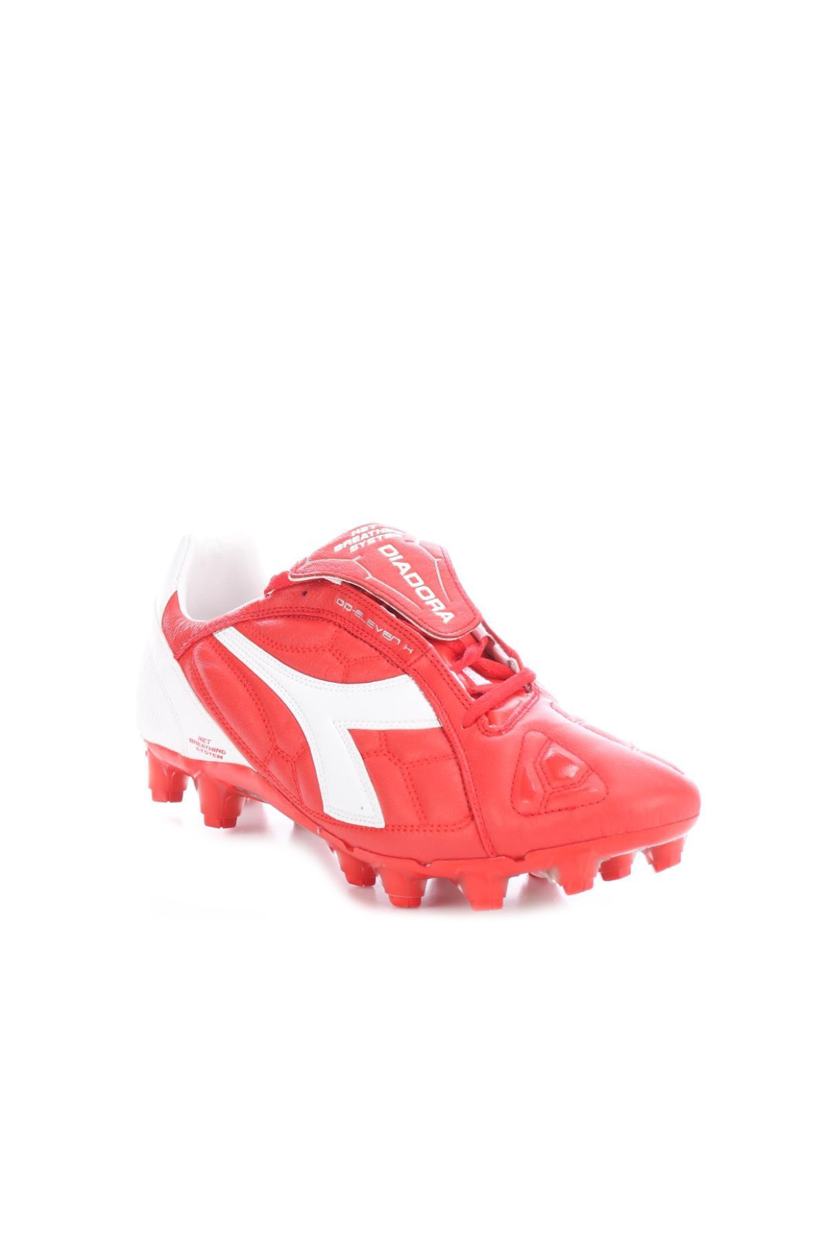 Футболни обувки DIADORA2