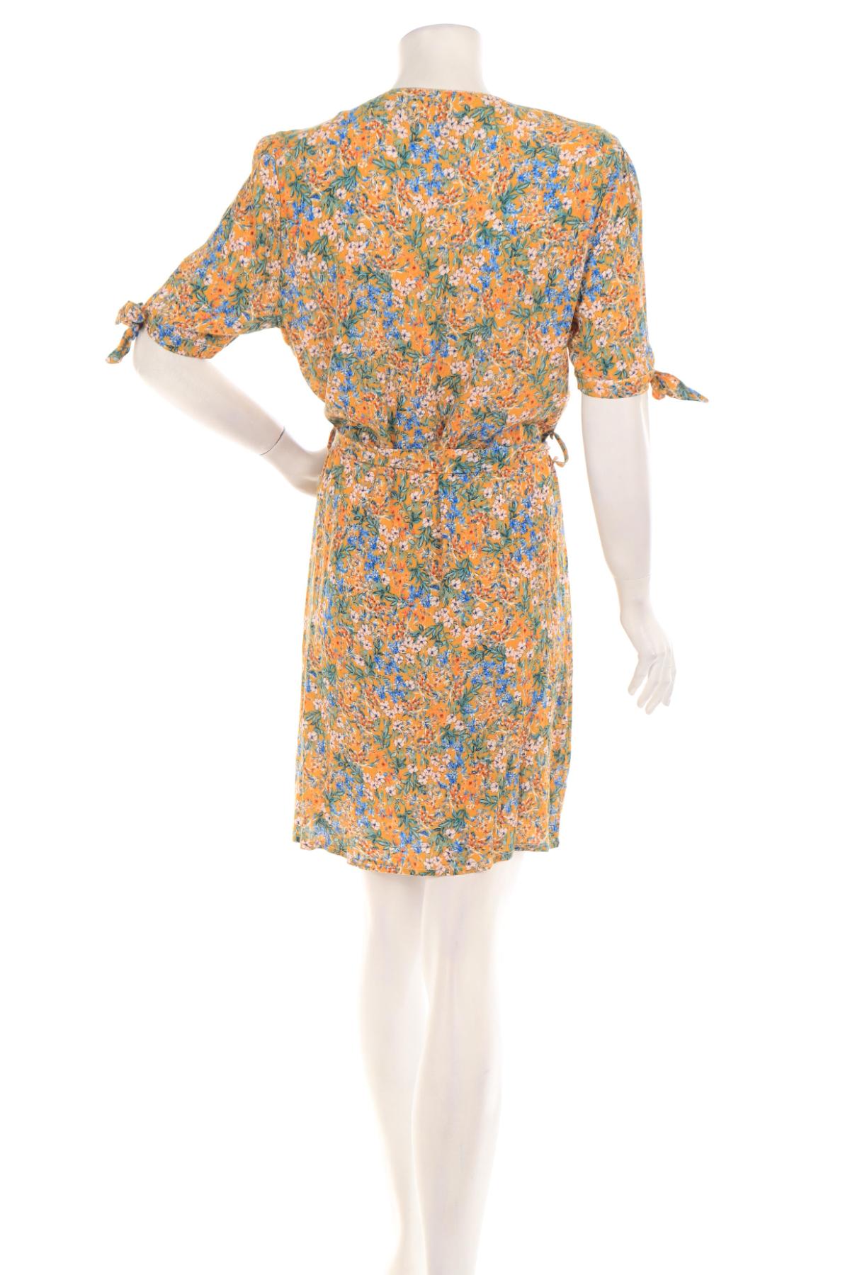 Ежедневна рокля NO NAME2