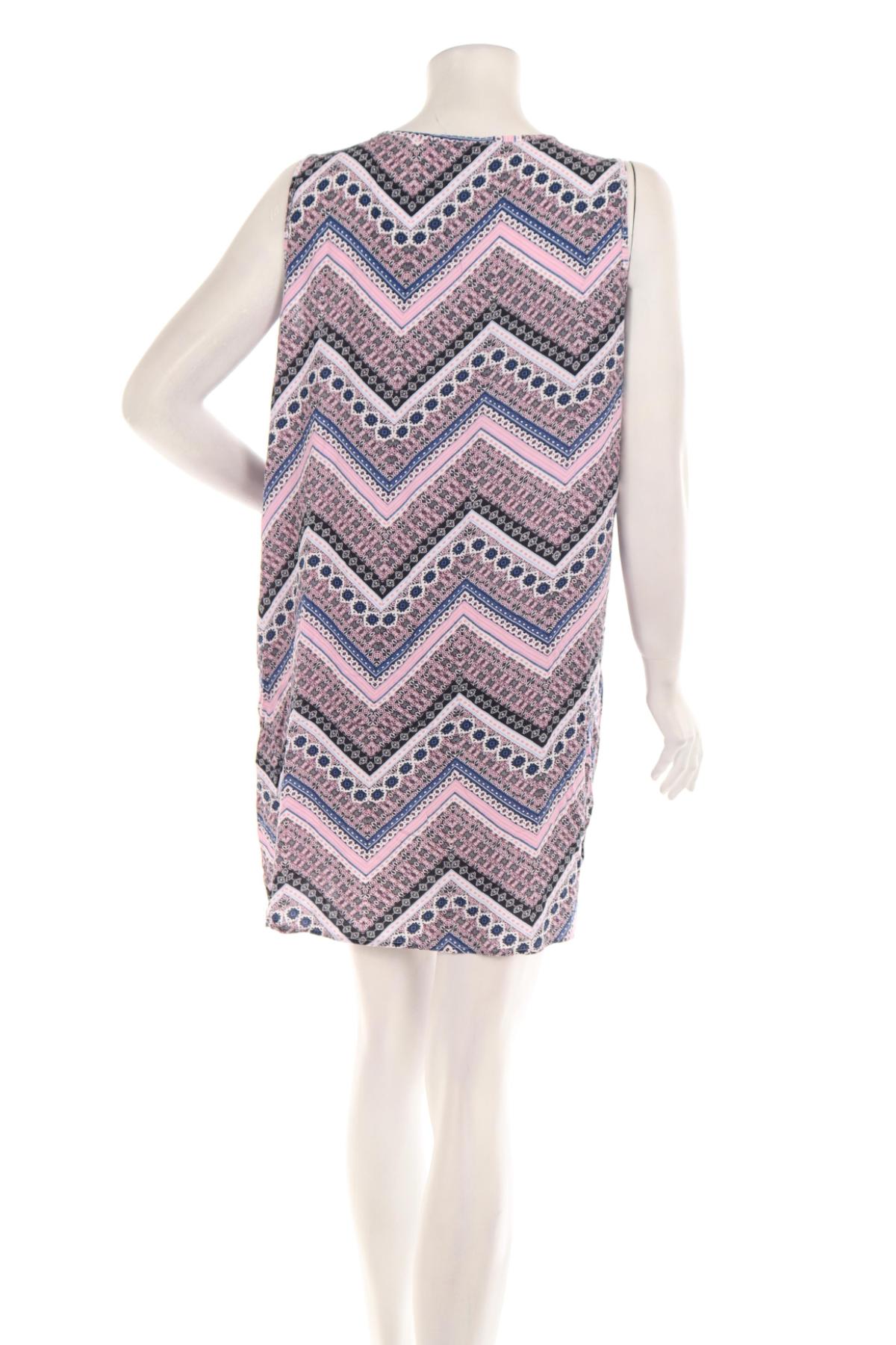 Ежедневна рокля NO NAME2