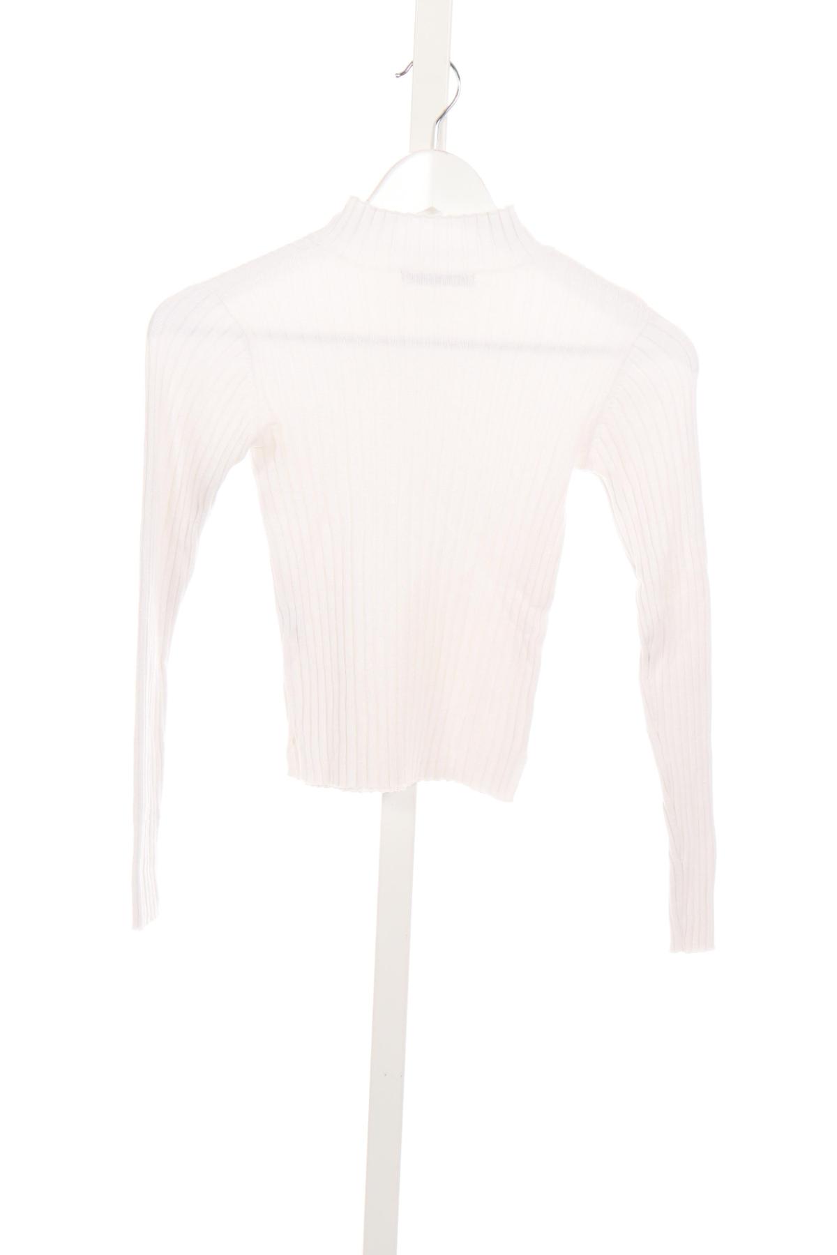 Блуза PULL&BEAR2