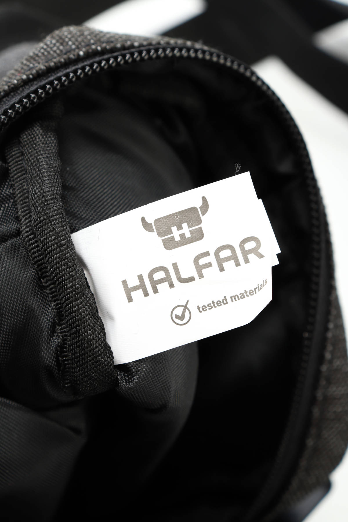 Чанта през рамо HALFAR4 - Mania Чанта през рамо HALFAR4