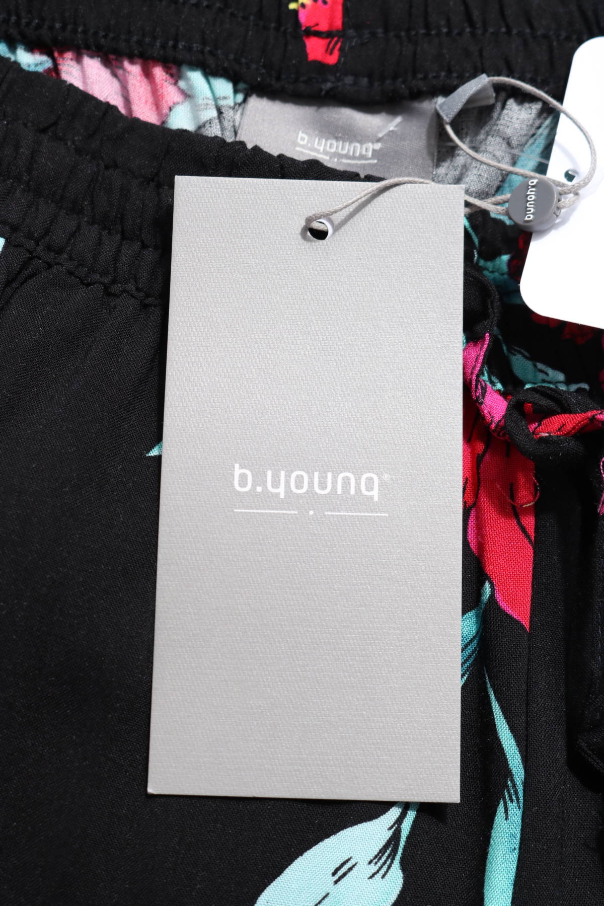 Панталон B.YOUNG4