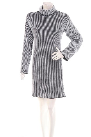 Ежедневна рокля MISSGUIDED