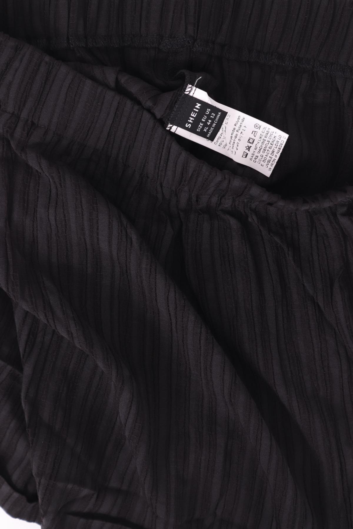 Къси панталони SHEIN3