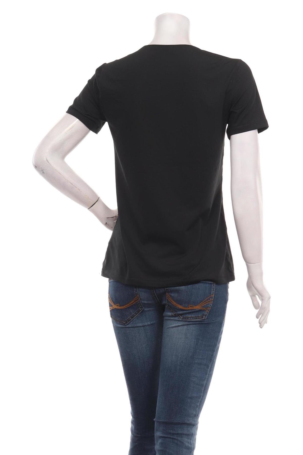 Спортна тениска NIKE2