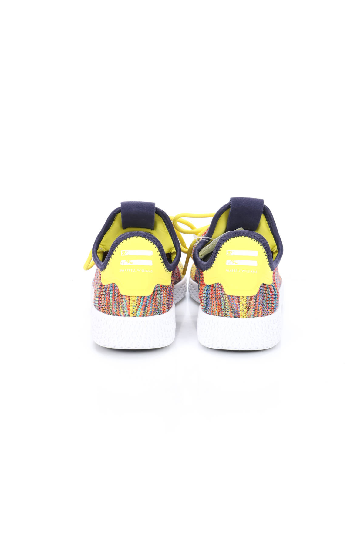 Маратонки Adidas3 - Mania Маратонки Adidas3