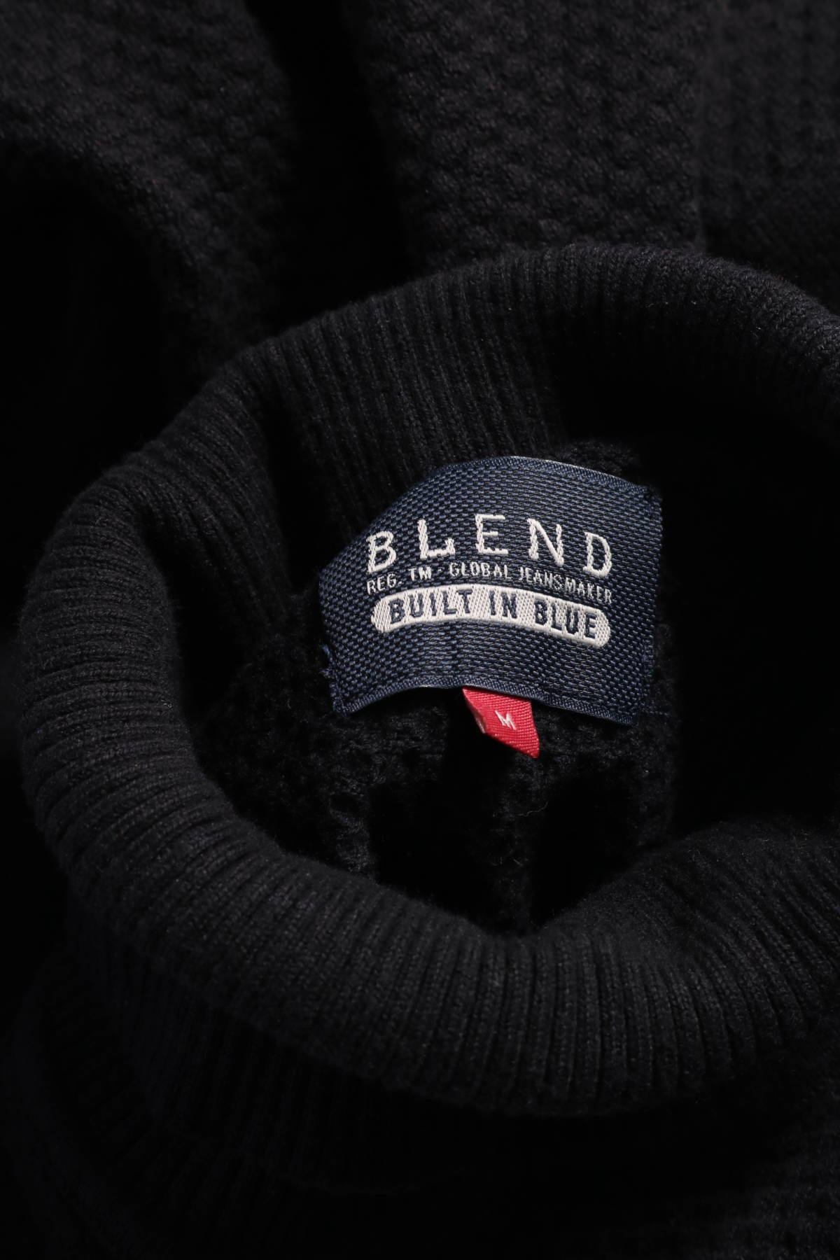 Пуловер с поло яка BLEND3