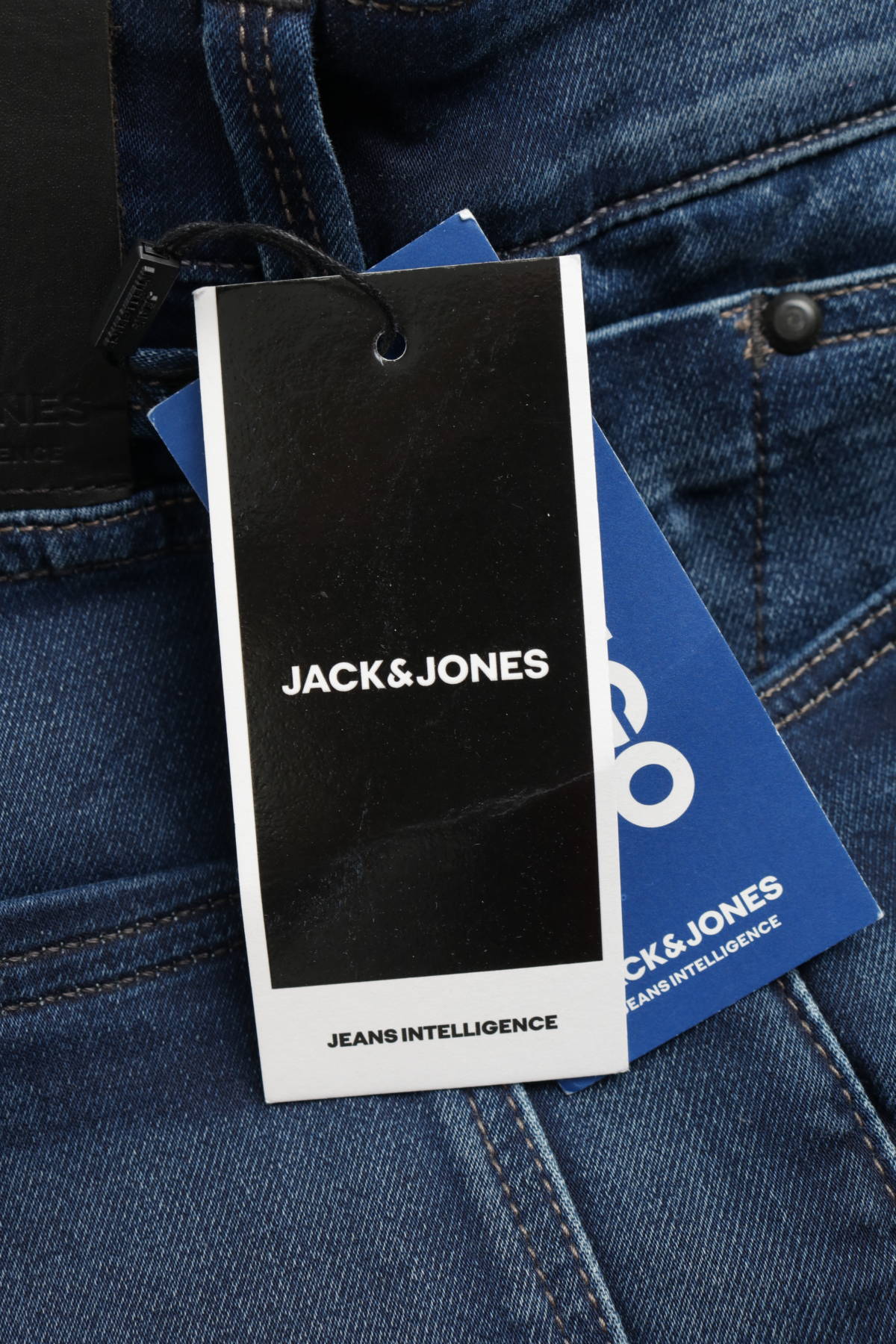 Къси панталони JACK & JONES3