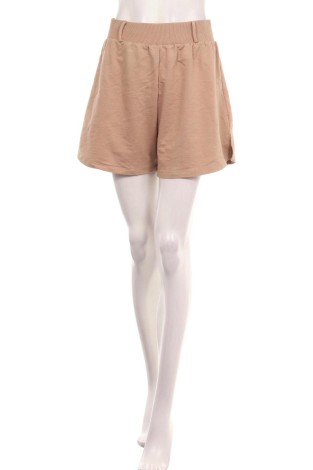 Pantaloni scurţi NLY TREND