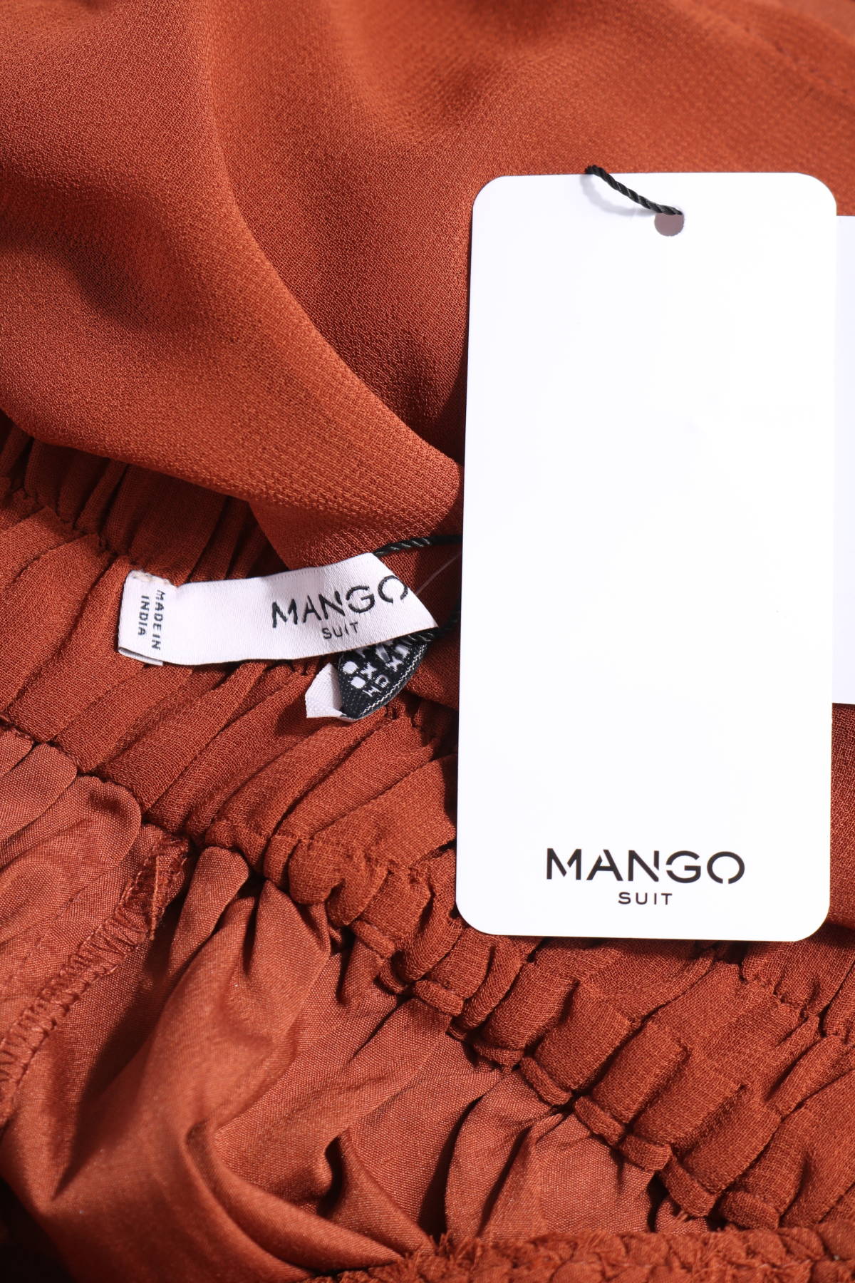 Пола MANGO3