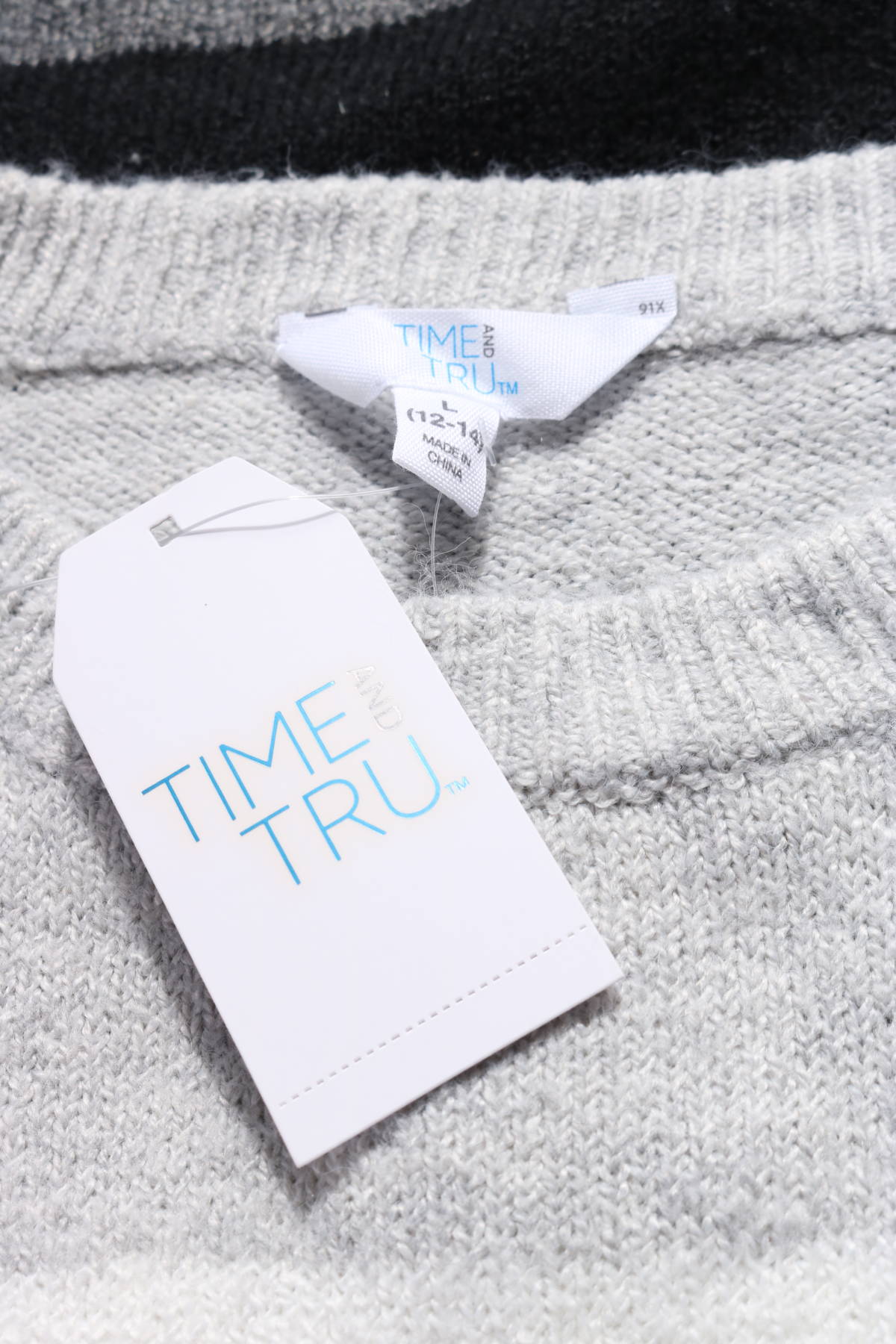 Пуловер TIME AND TRU3