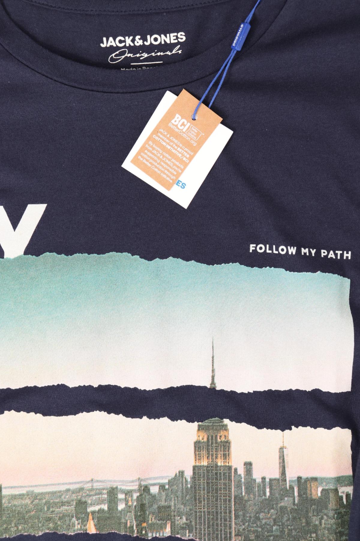 Тениска с щампа JACK & JONES3