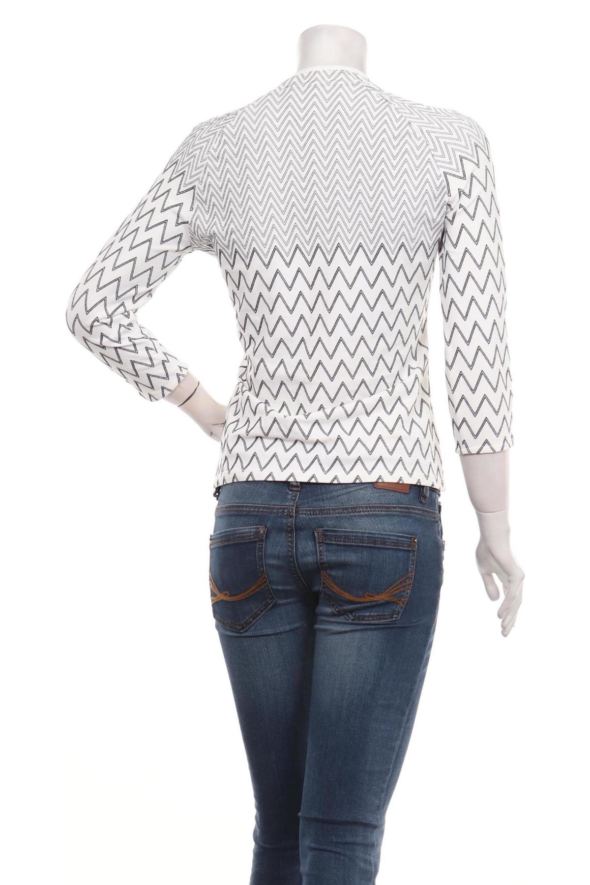 Жилетка NO NAME2