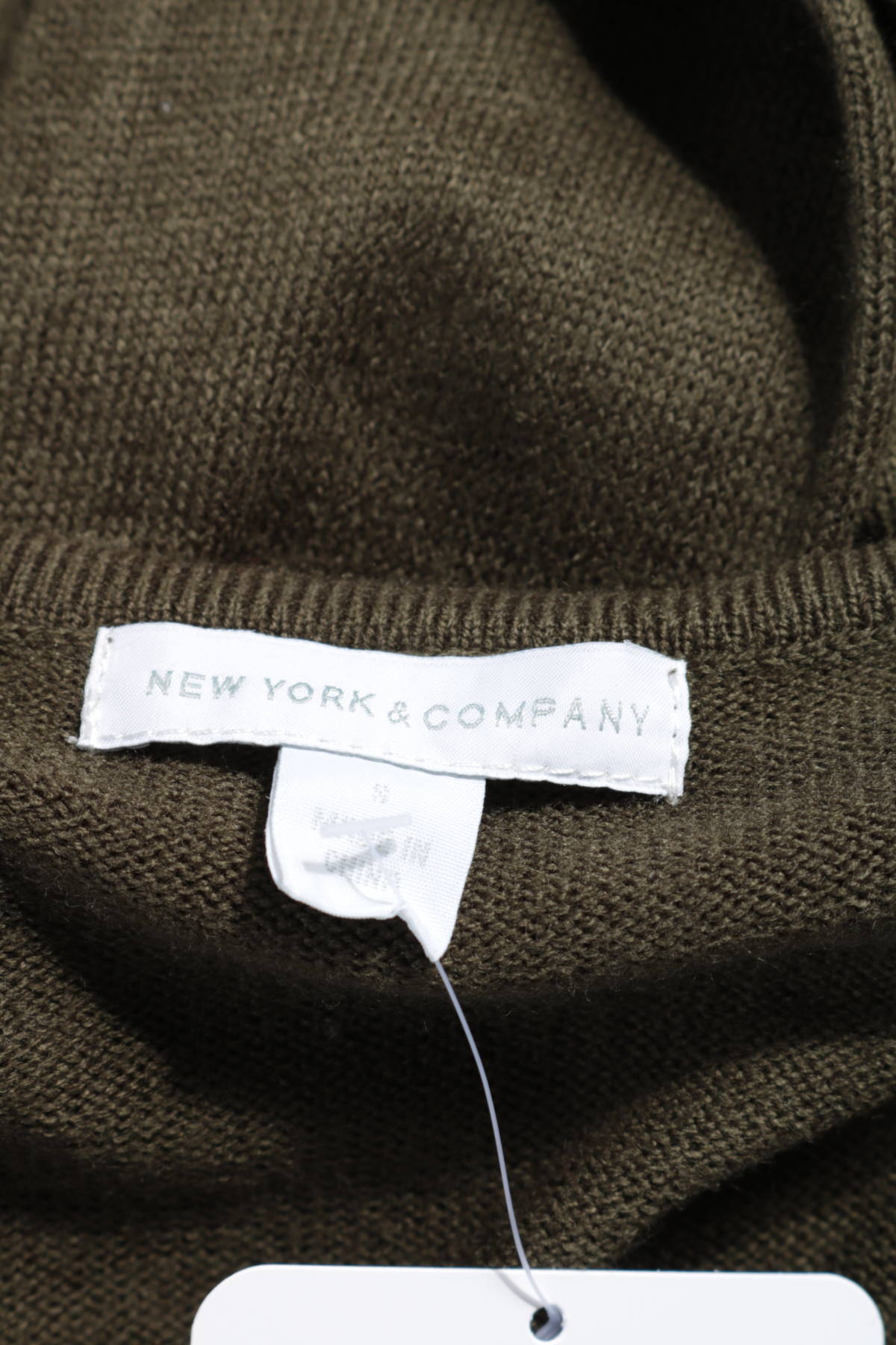 Пуловер NEW YORK & COMPANY3