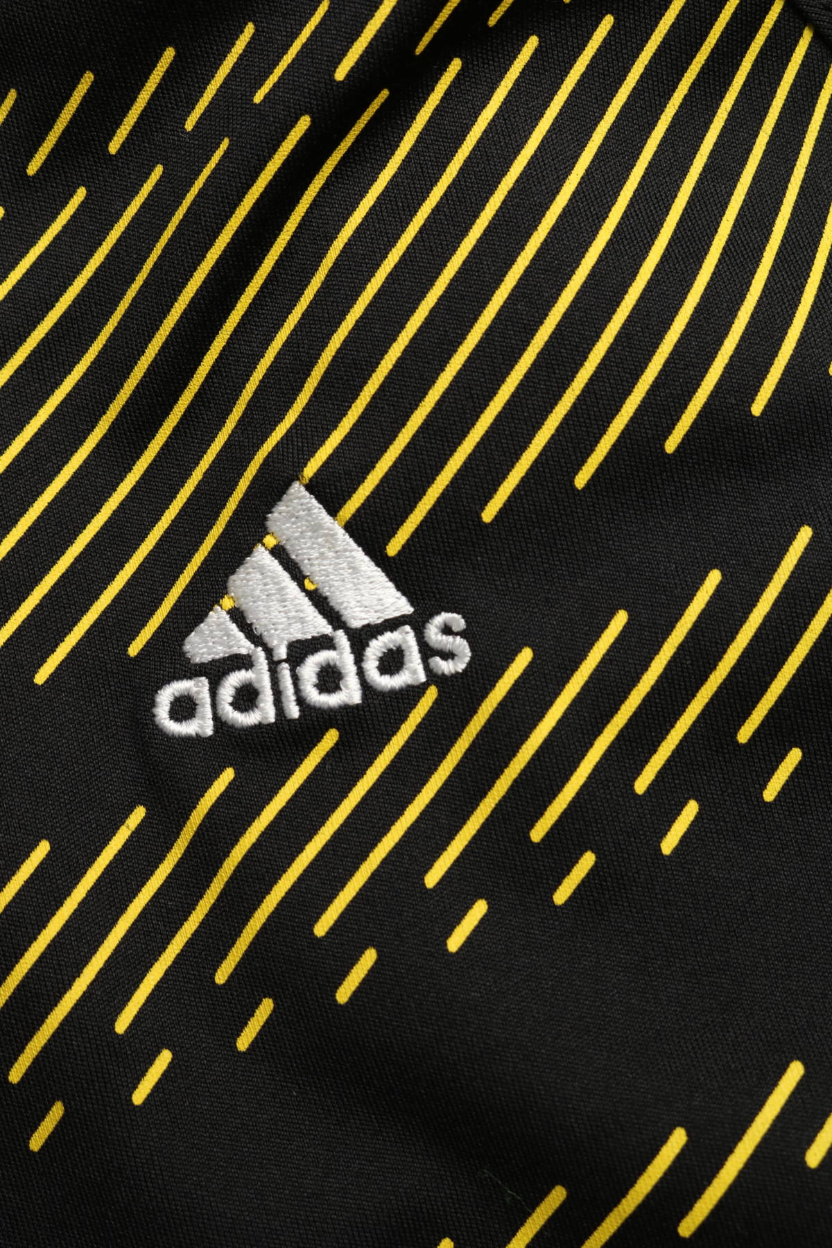 Спортна тениска Adidas3 - Mania Спортна тениска Adidas3