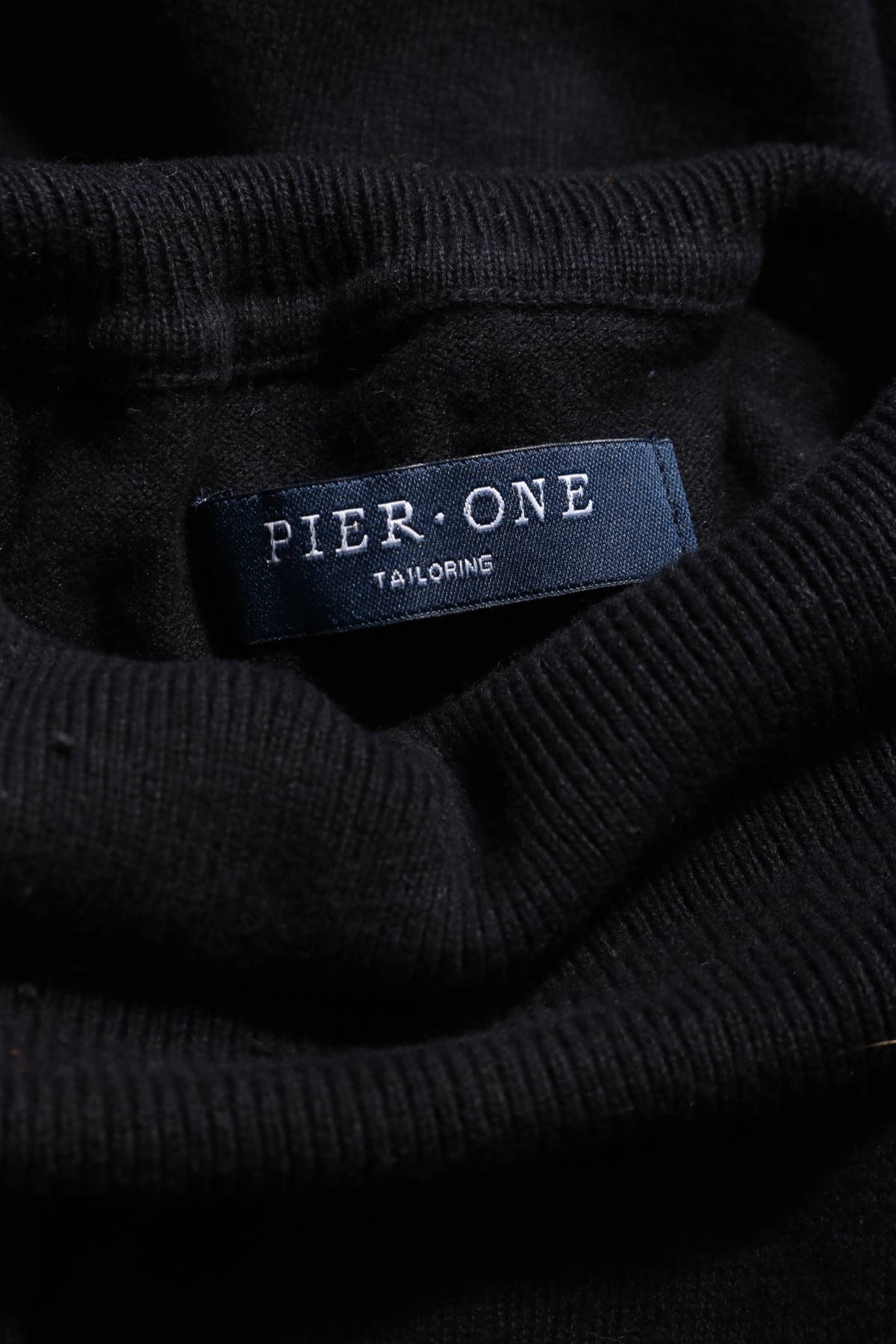 Пуловер с поло яка PIER ONE3