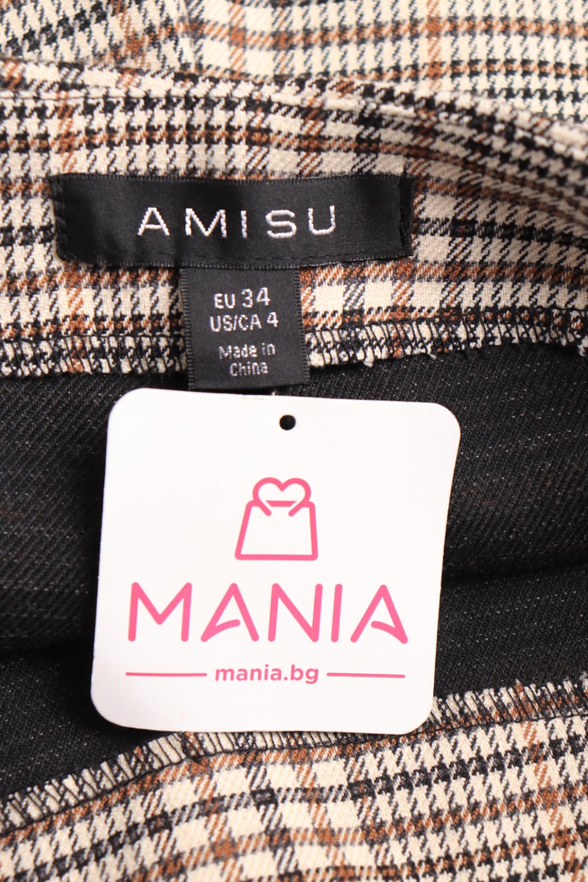 Къси панталони AMISU3