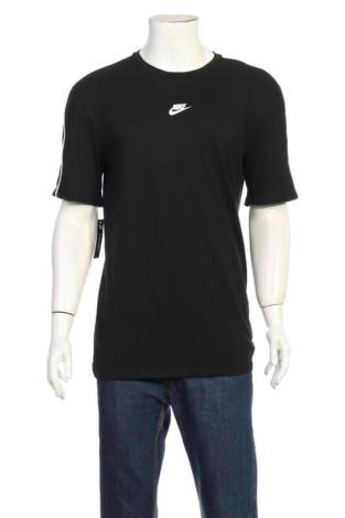 Спортна тениска NIKE - Mania Спортна тениска NIKE