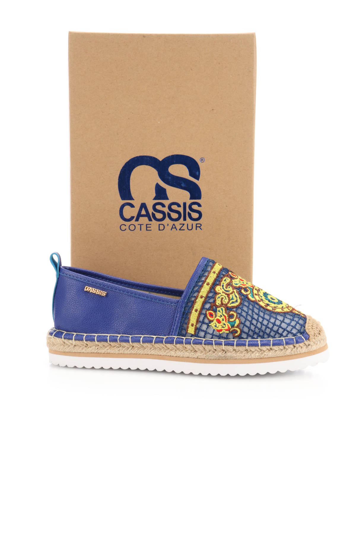 Ниски обувки CASSIS4