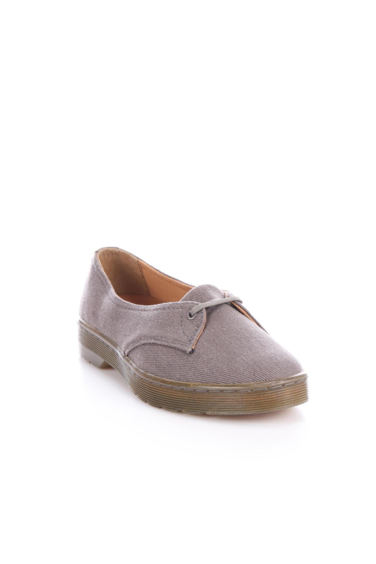 Ниски обувки DR. MARTENS2