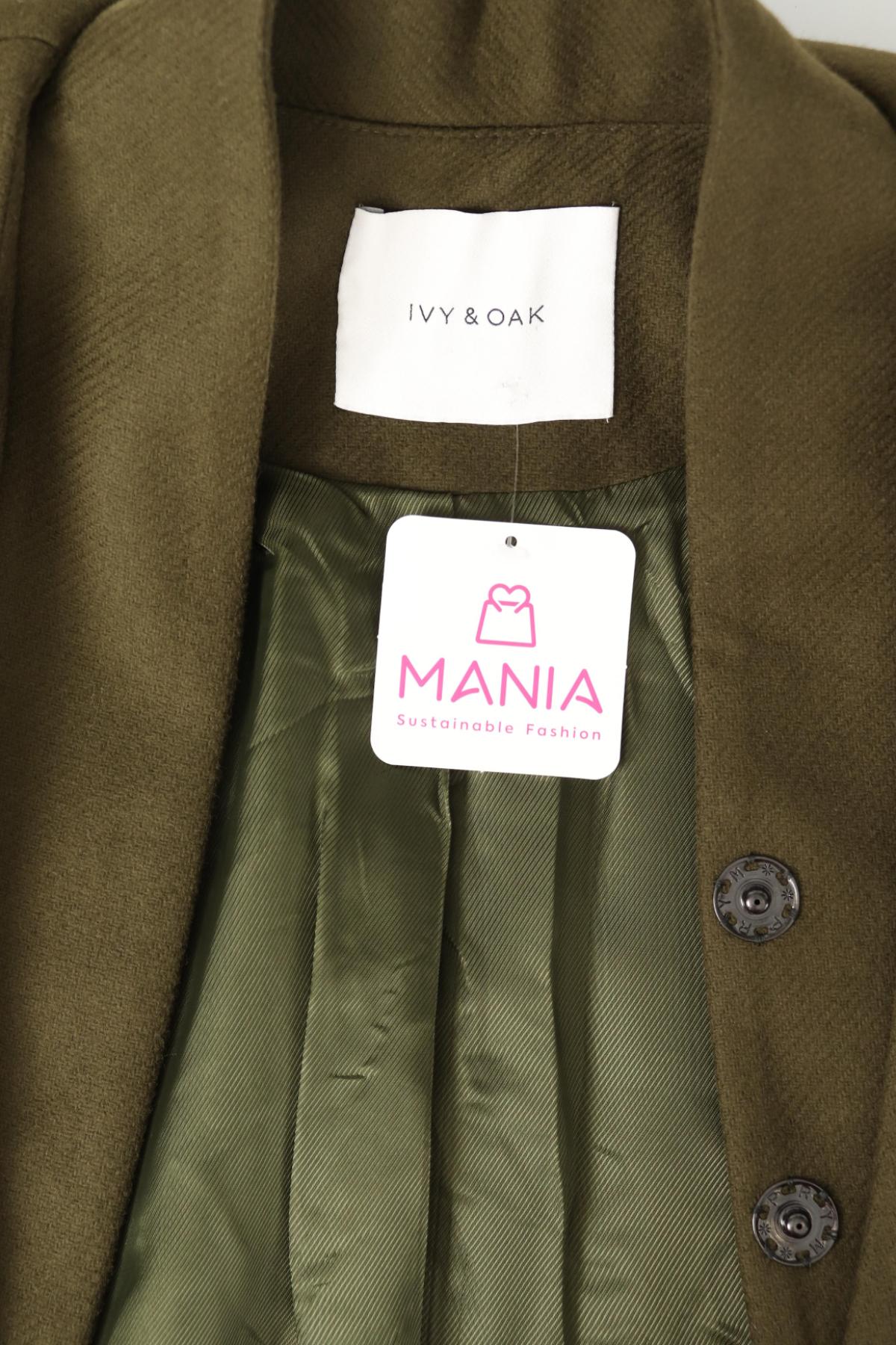 Зимно палто IVY&OAK3