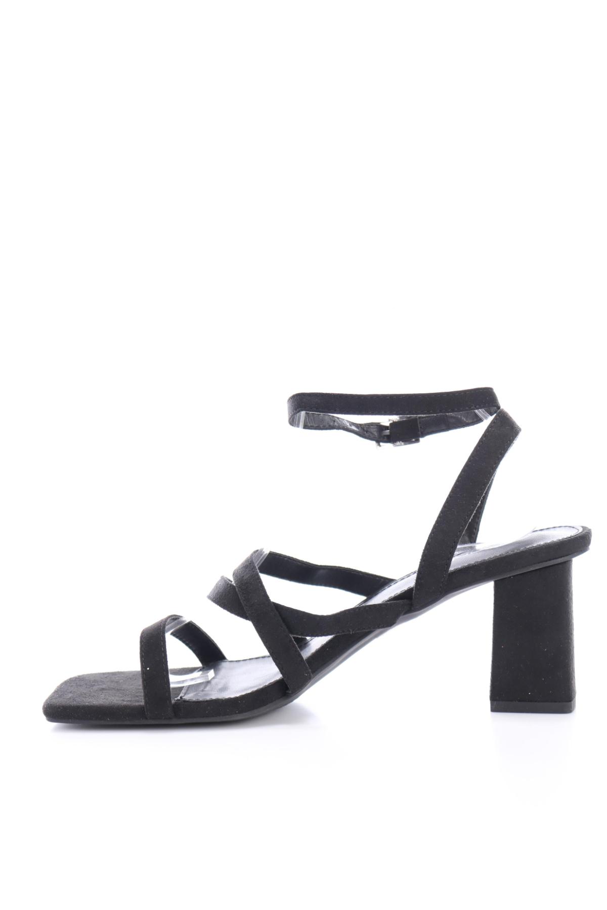 Сандали на ток BOOHOO3