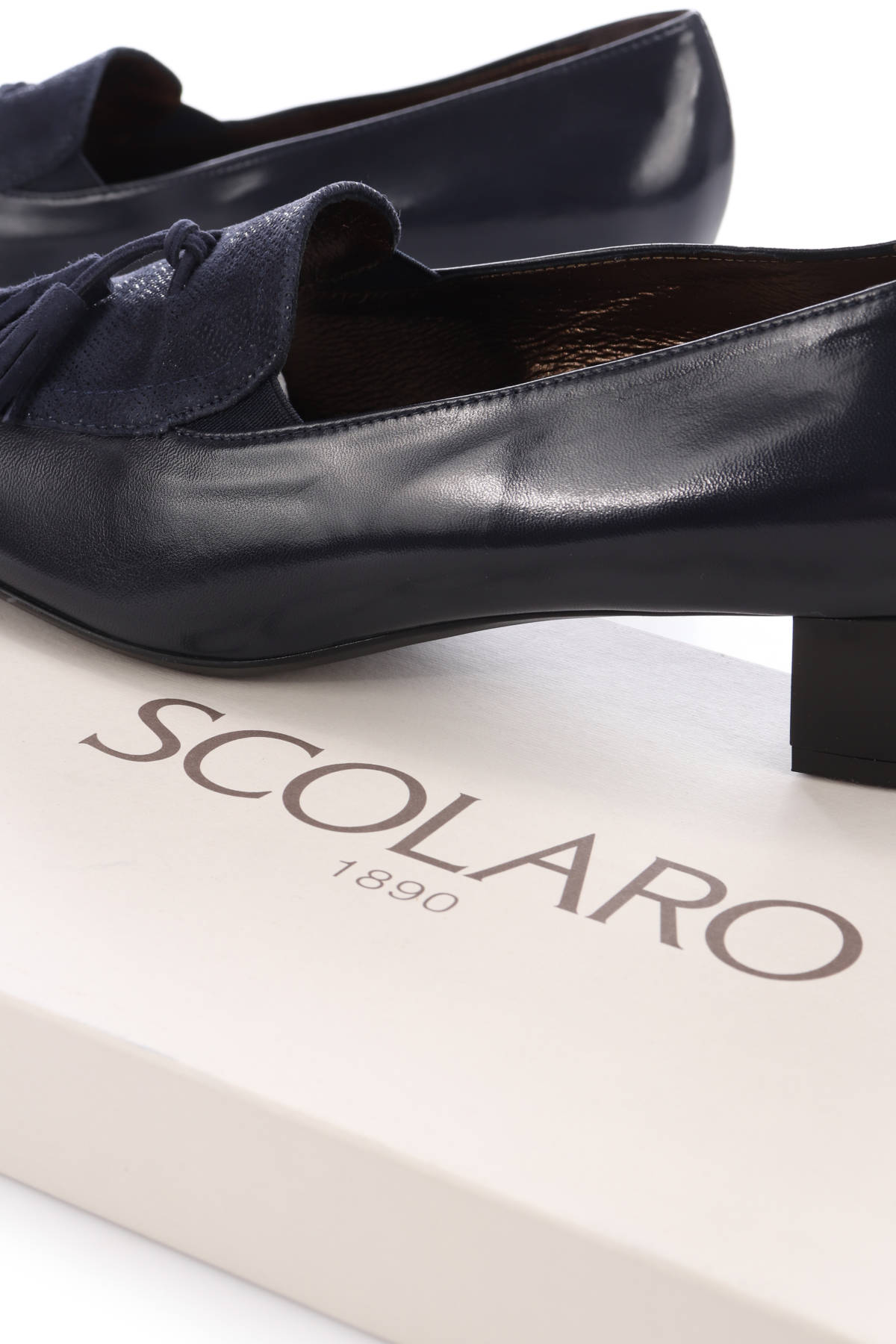 Обувки на ток SCOLARO4