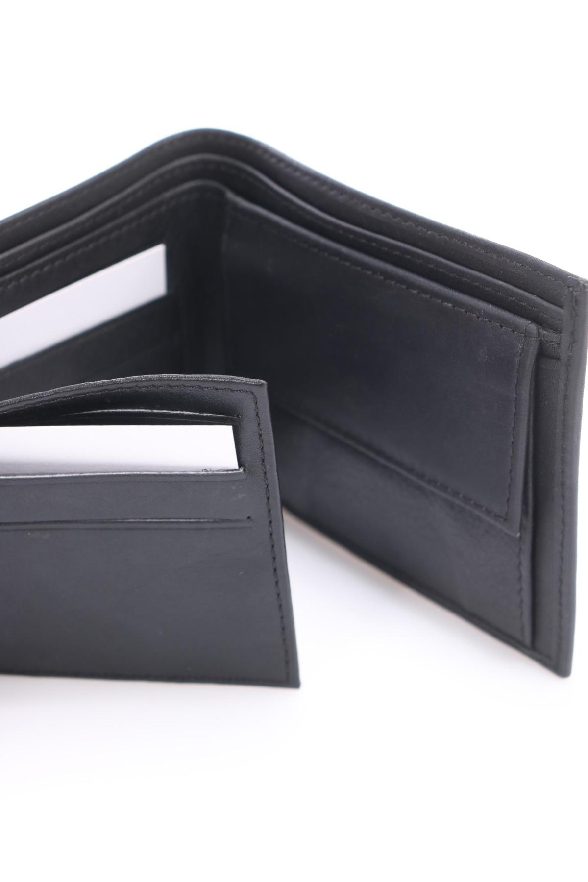 Портфейл NO NAME3