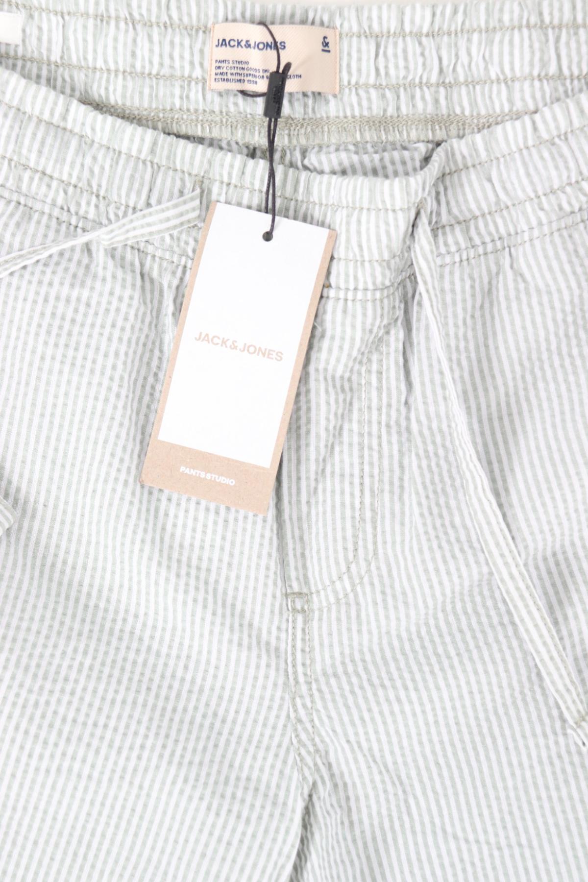 Къси панталони JACK & JONES3