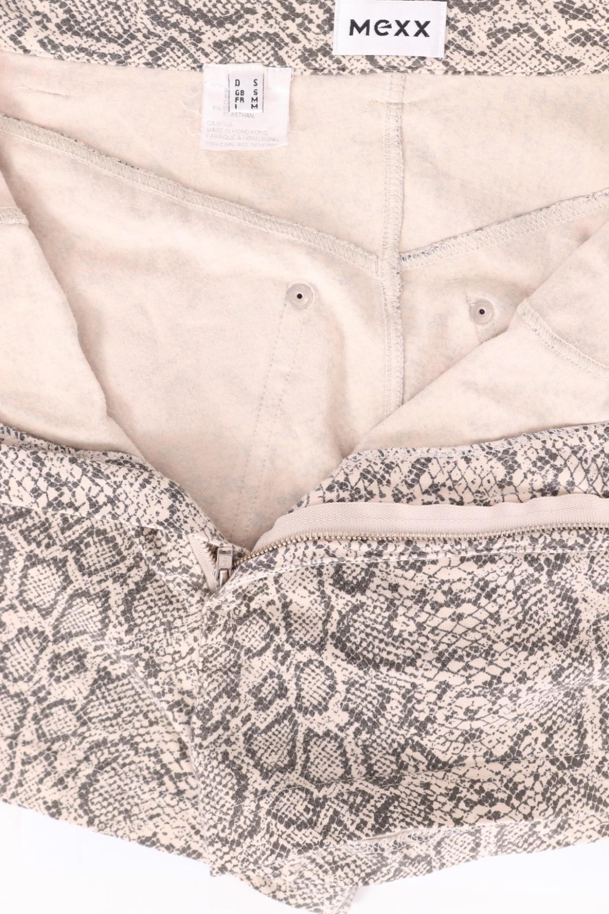 Къси панталони MEXX3