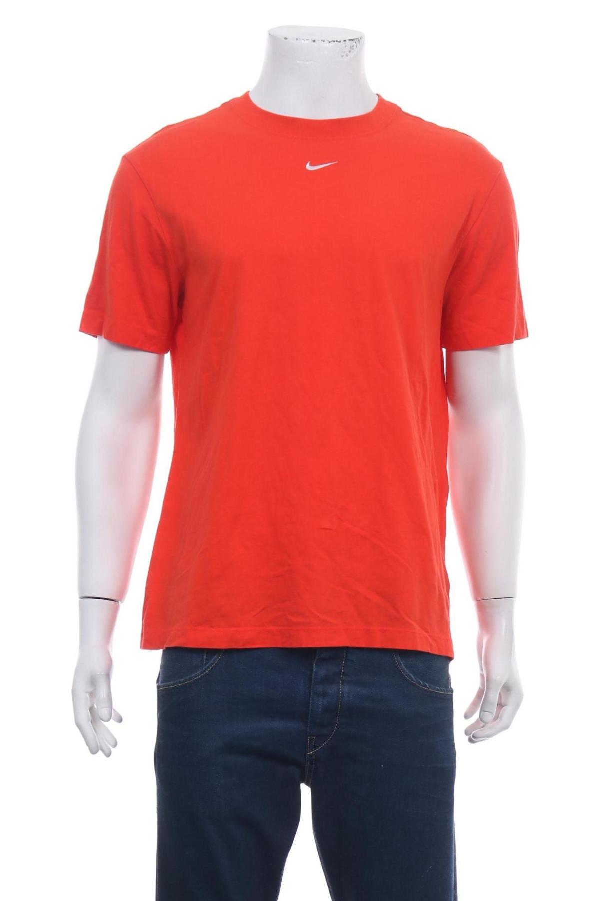 Спортна тениска NIKE1