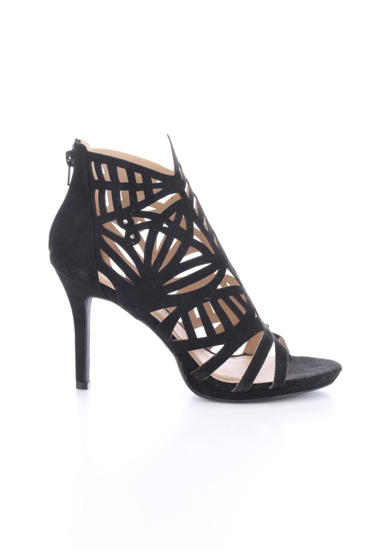 Сандали на ток BULL BOXER1