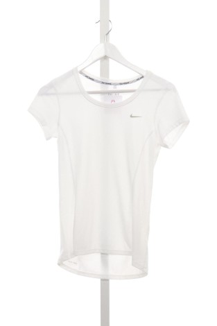 Спортна тениска NIKE - Mania Спортна тениска NIKE